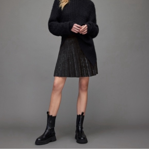 All Saints Dresses & Skirts - All Saints Phia Pleated Snake Metallic Mini Skirt in Black, Size 6, EUC